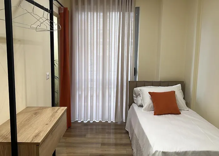 Appartamento Sweet Yellow Palace, Pazari I Ri